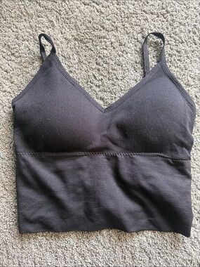 Black sports bralette